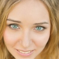 A young nude teen girl with a SUPER cute face and a SUPER tight ass Meseda