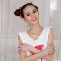 Cute and young sparkling girl nude